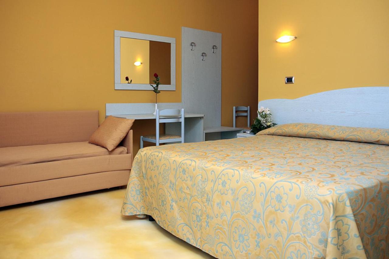 Hotel La Tartaruga Roseto degli Abruzzi Kültér fotó