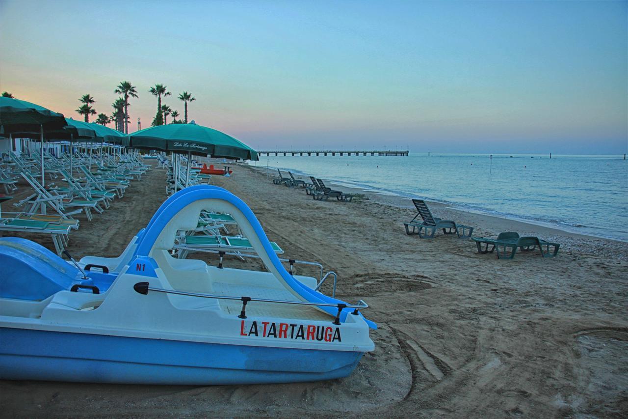 Hotel La Tartaruga Roseto degli Abruzzi Kültér fotó